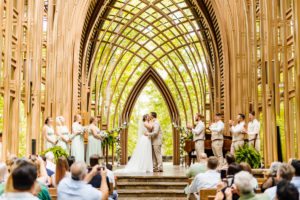 Shipman Photography - NWA Wedding - Mildred B Cooper Memorial Chapel