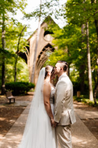 Shipman Photography - NWA Wedding - Mildred B Cooper Memorial Chapel