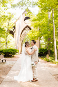 Shipman Photography - NWA Wedding - Mildred B Cooper Memorial Chapel
